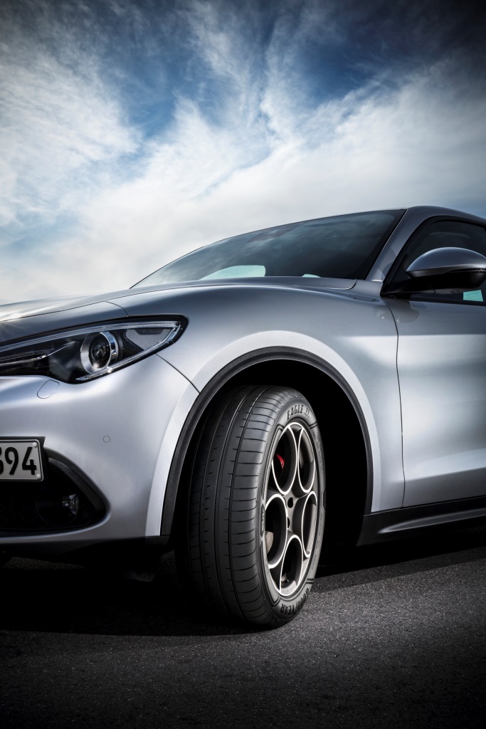 Eagle F1 Asymmetric 3 SUV 